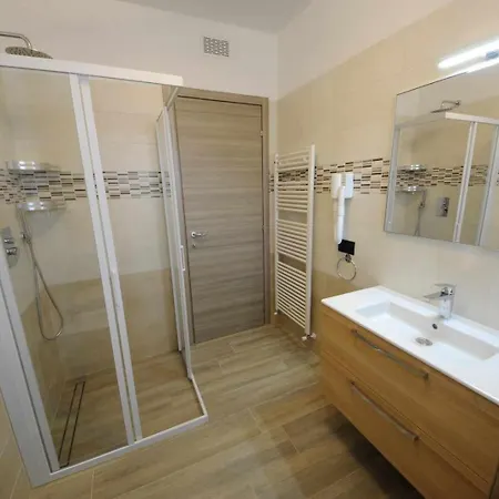 Apartment Raggio Di Sole Nuova In Centro Paese