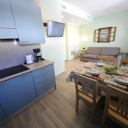 Apartment Raggio Di Sole Nuova In Centro Paese Livigno