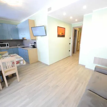 Raggio Di Sole Nuova In Centro Paese Apartment